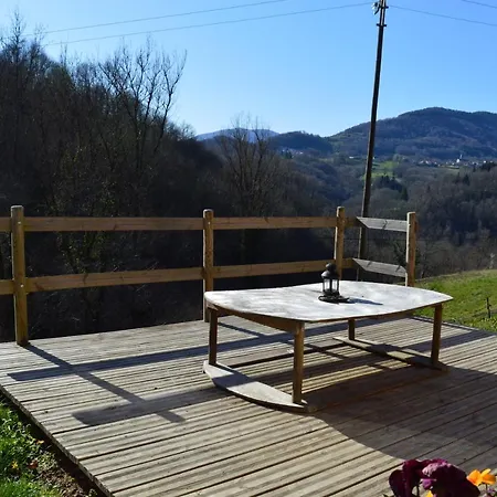 Lodge Le Petit à Jourtau